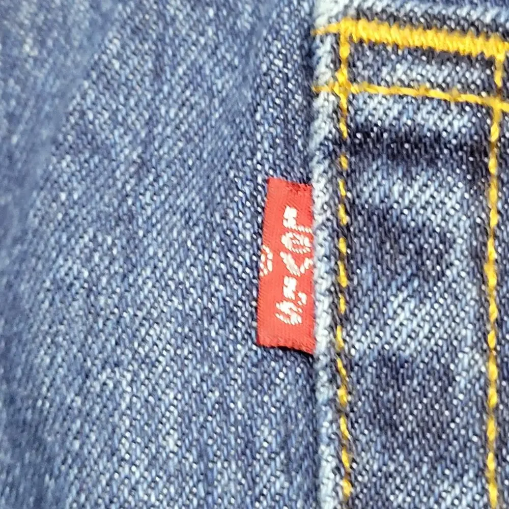 Levi's 501 Jeans Men's Button Fly Straight Leg Denim Pants Medium Wash W36 L34
